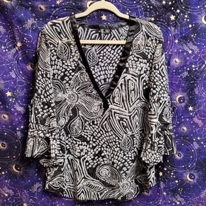 ⭐️NWOT⭐️ Essentials by Milano | Blouse